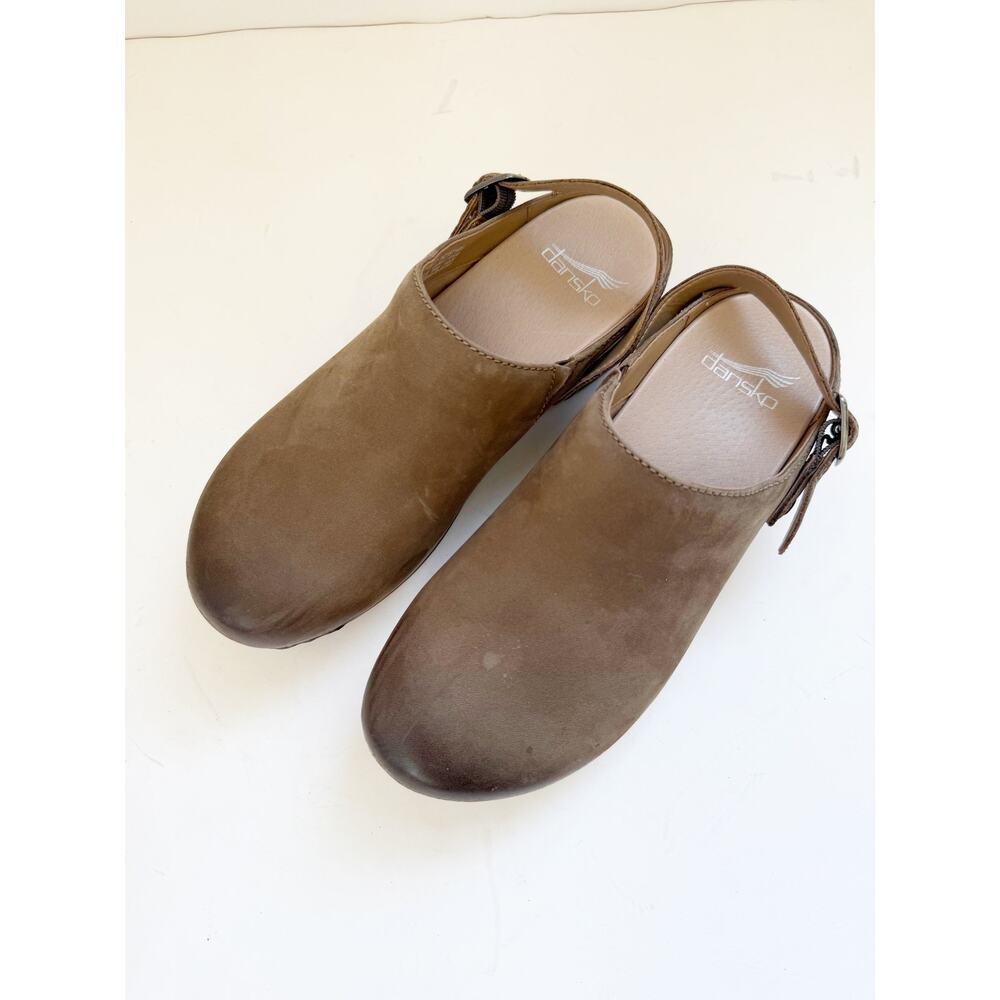 Dansko BERRY | MUSHROOM BURNISHED NUBUCK MULE Size 37/7 - Picture 3 of 7